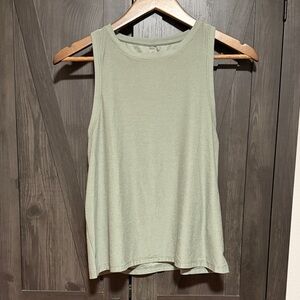 Beyond Yoga Featherweight Rebalance tank